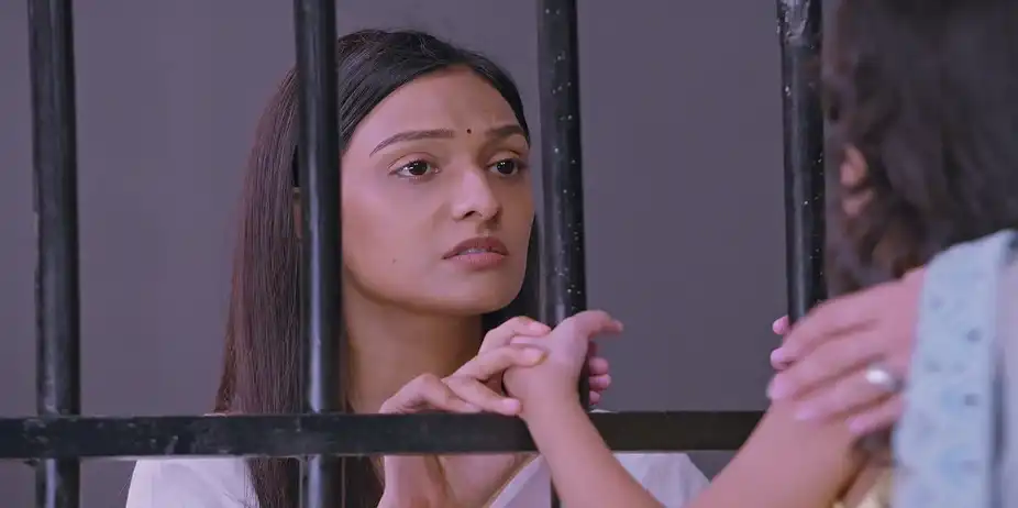 Parvathi Comes to Meet Lakshmi - Bhagya Lakshmi