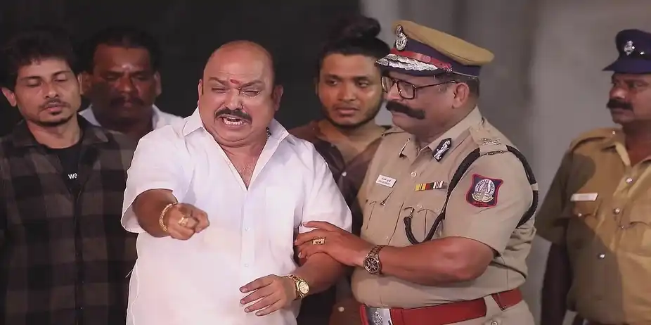 Dhanraj's Corpse Shatters Dandapani - Maari
