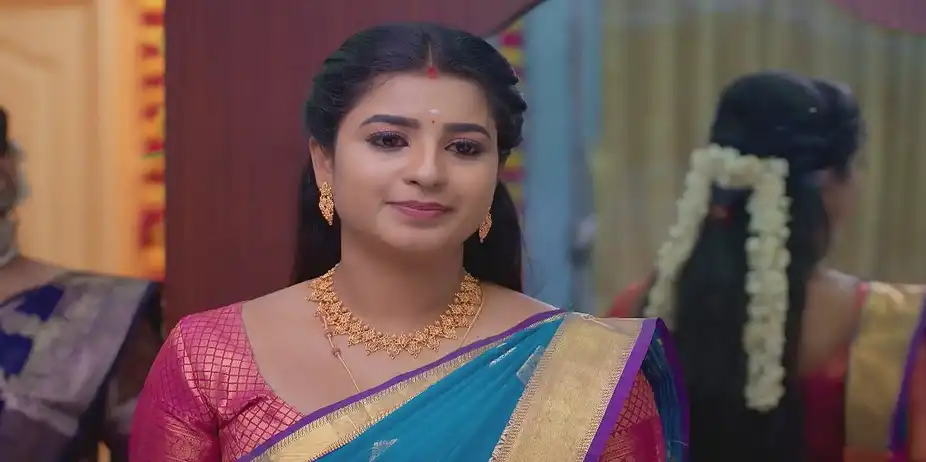 Raja Condemns Chandrakala - Karthigai Deepam