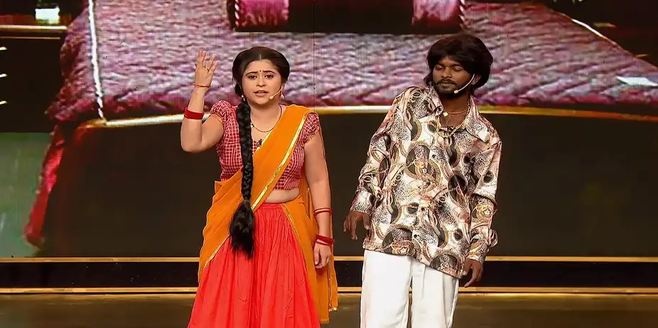 Pawan Portrays the Character of Pushpa - Chal Bhava Cityt