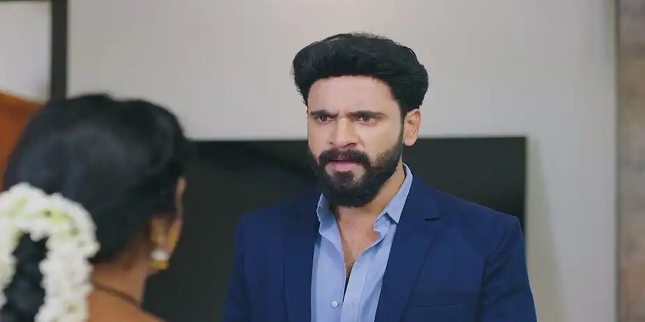 Malli's Warning Shocks Jaydev - Amruthadhaare