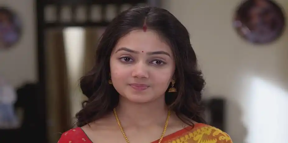 Mondira Asks Rohit to Find Her Lost Daughter - Phulki