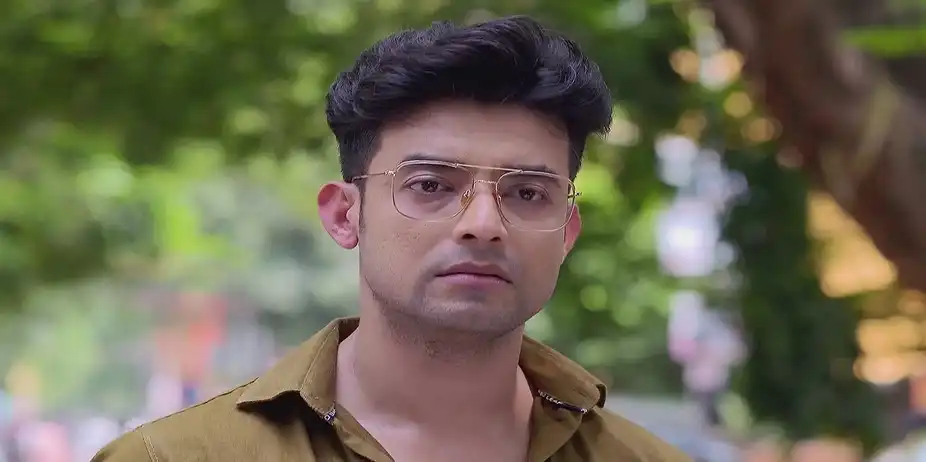 Bikram Faces Shyamoli's Questioning - Kon Gopone Mon Bheseche
