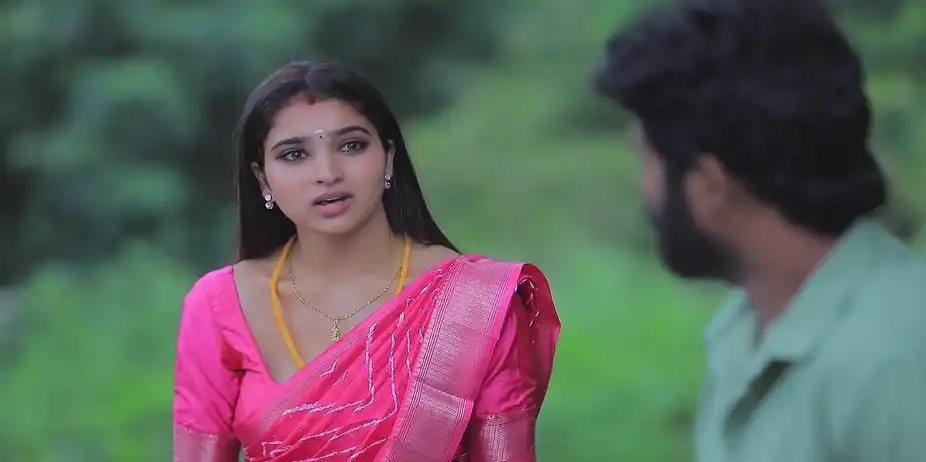 Karikalan's Love for Nandini - Manasellam
