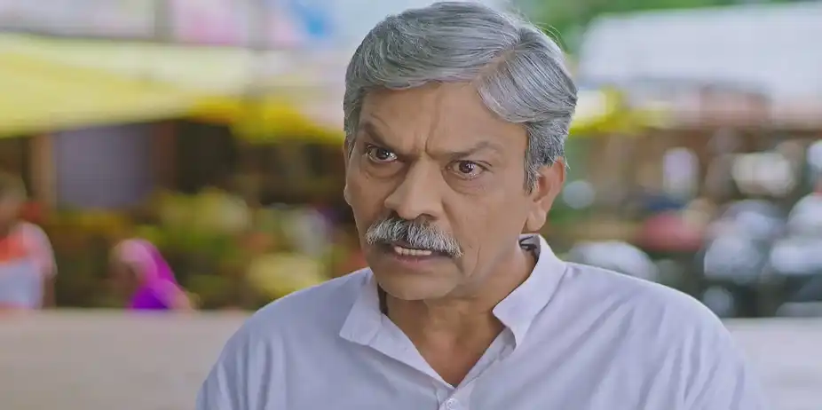 Maruti Buys a Saree for Paaru - Paaru