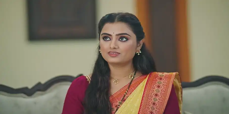 Daddy Gets Worried about Tejashree - Lakhat Ek Amcha Dada