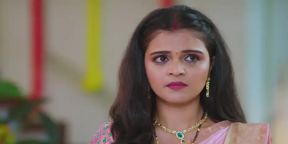 Manjula Apologises To Tejashree - Savalyachi Janu Savali
