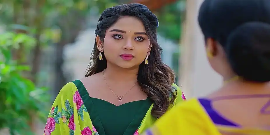 Janaki Seeks Aadhya's Opinion - Sandhyaraaga
