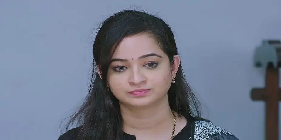 Madhav Tries to Get Sandhya out of the Shocked State - Shrirasthu Shubhamasthu