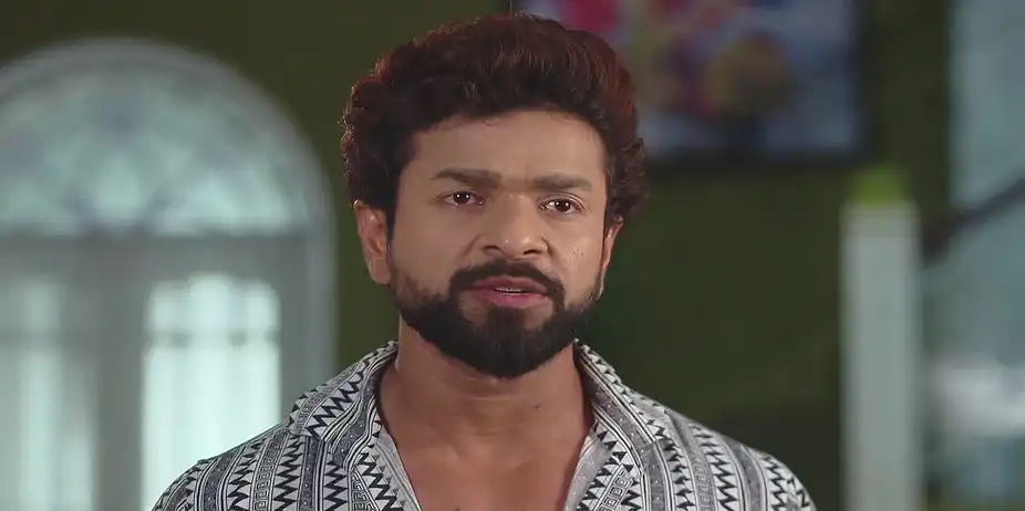 Bhagya Scolds Shraddha - Bhagya Rekha