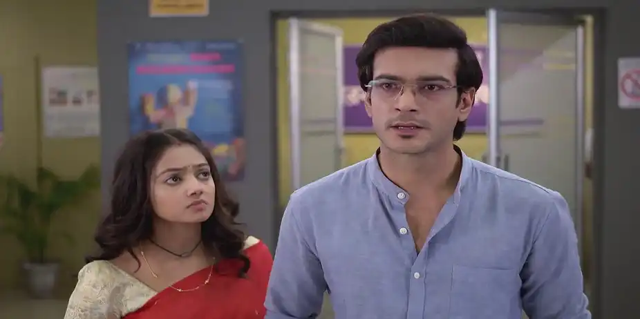 Phulki and Rohit to Collect the Blood Sample - Phulki