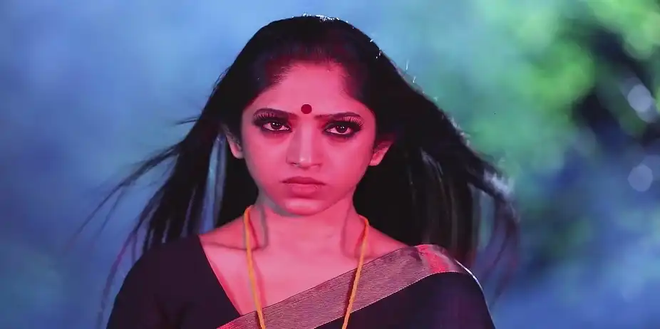 Yakshni's Instruction to Mano - Ninaithale Innikkum