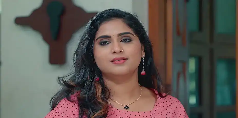 Padmini Is Relieved by Radhika's Act | Snehapoorvam Shyama