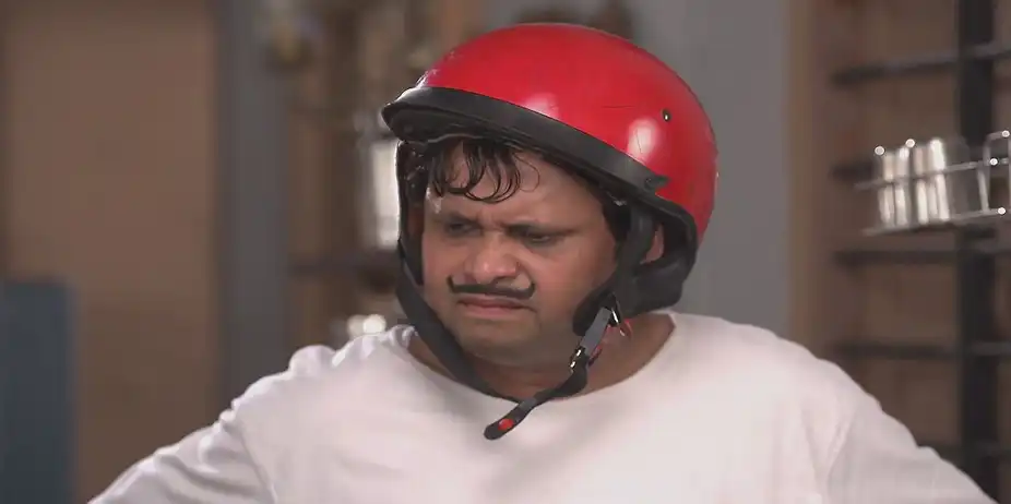 Happu Gets Angry when He Is Called a Servant - Happu Ki Ultan Paltan
