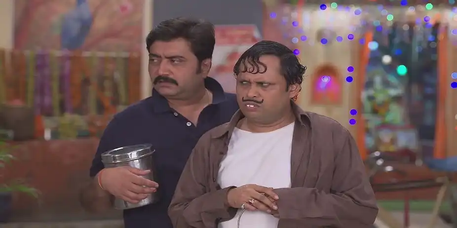 Beni and Happu Are Scared of Rajesh - Happu Ki Ultan Paltan