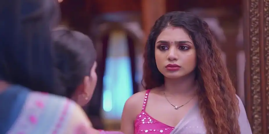 Mamta Decides to Support Malishka - Bhagya Lakshmi
