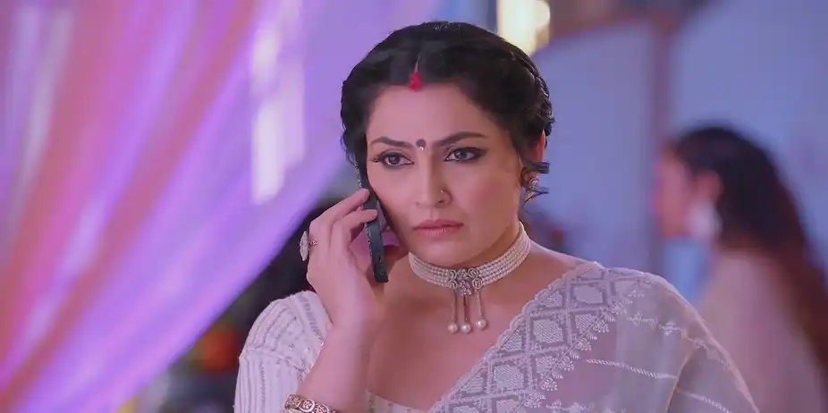 Payal Informs Ketki about the Fire at Zaveri Mansion - Kumkum Bhagya