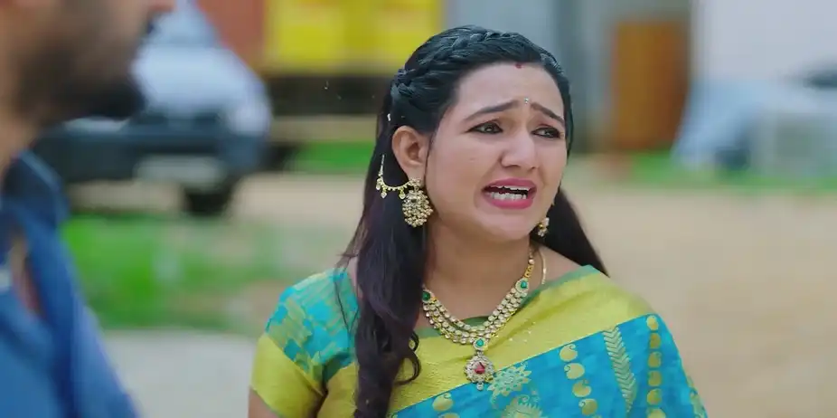 Raghavan Threatens His Family - Getti Melam