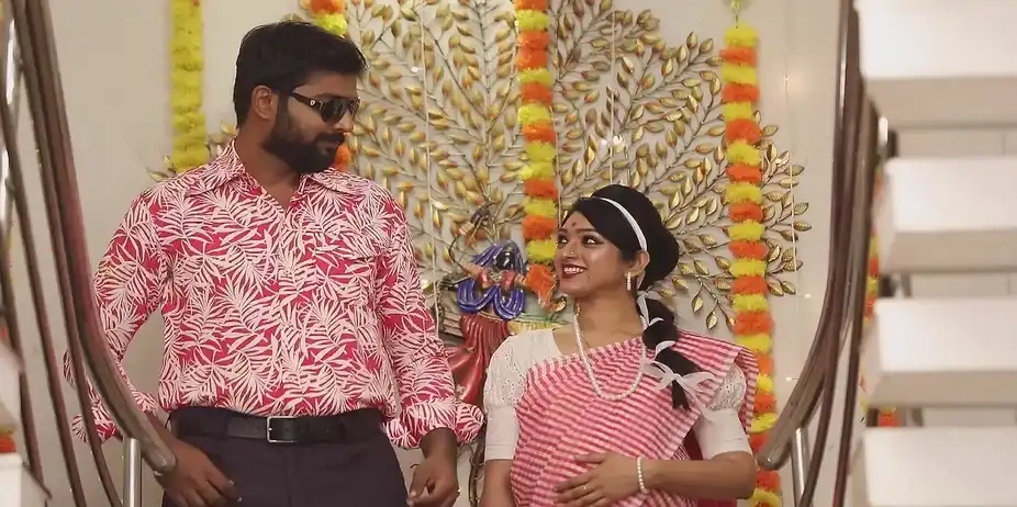 Joy Praises Valarmathi - Ninaithale Innikkum