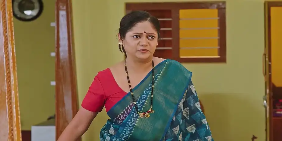 Rashmi's Words Shock Leela - Annayya