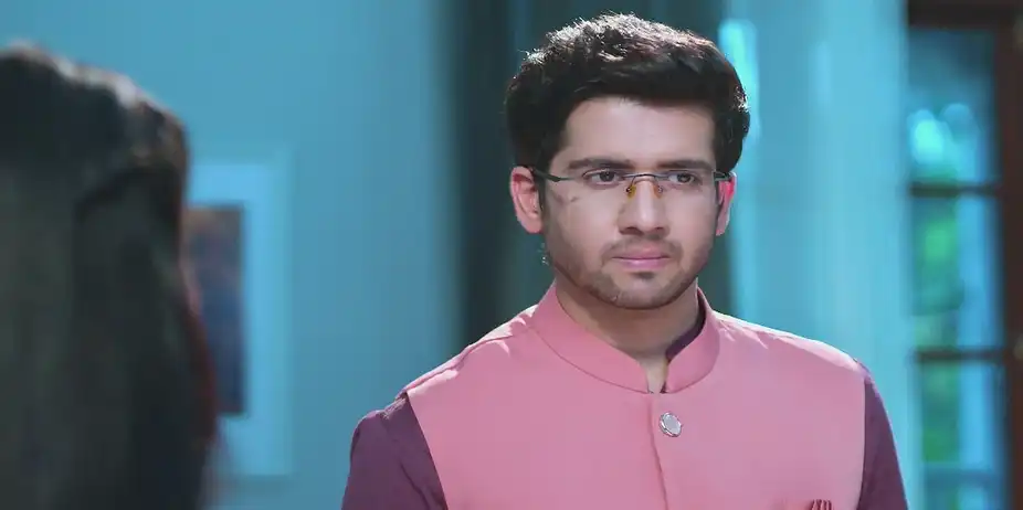 Dadasaheb Worries about Manjiri - Tula Japnar Aahe