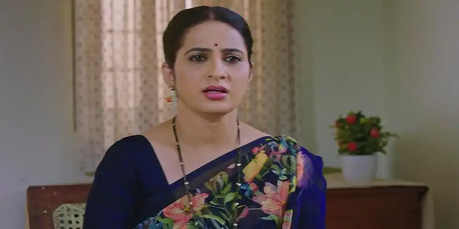 Santosh Tries to Send Lakshmi to Harish's House - Lakshmi Nivasa