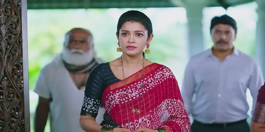 Goutham Exposes Jaydev's Crimes - Amruthadhaare