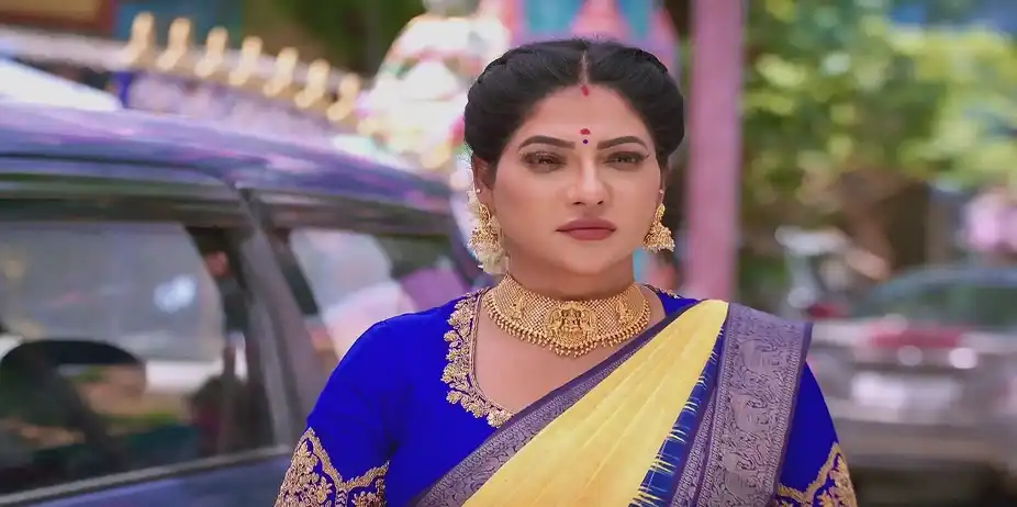 Will Chandrakala Succeed? - Karthigai Deepam