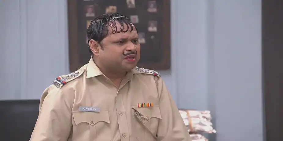 Manohar Asks for a Leave - Happu Ki Ultan Paltan