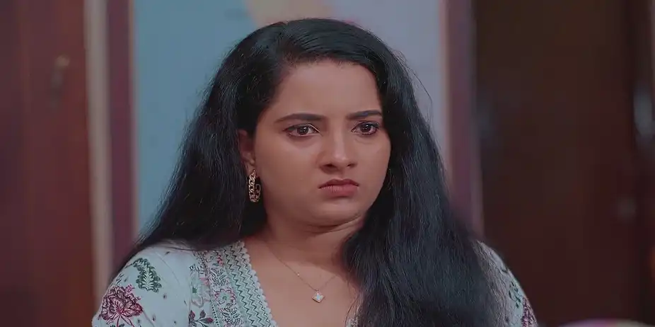 Ramakrishnan's Uneasiness - Madhura Nombara Kattu