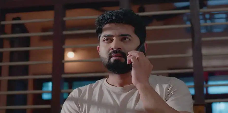Rithika Shares Her Suspicion with Raju - Akale