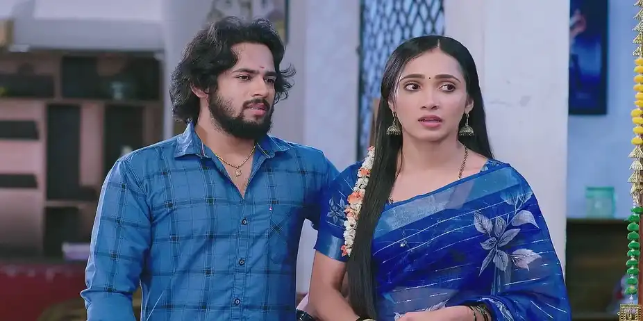 Dhanalakshmi Teases Subbu and Shravani - Shravani Subramanya