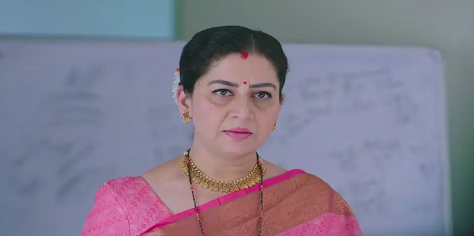 Tulasi's Wit Surprises Madhav's Family - Shrirasthu Shubhamasthu