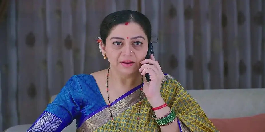 Radha Meets Meera - Shrirasthu Shubhamasthu