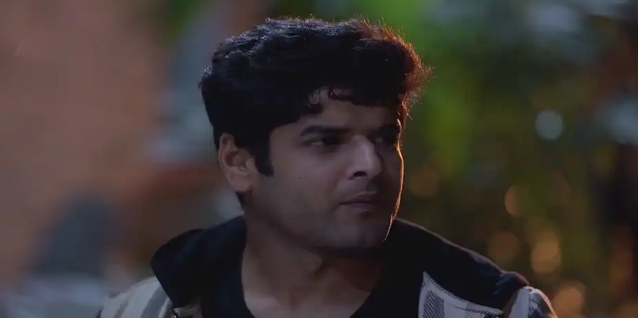Sameeran Plots to Kill Parul - Parineeta