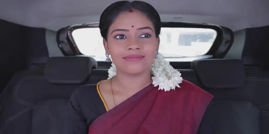 Mano Helps a Woman - Idhayam