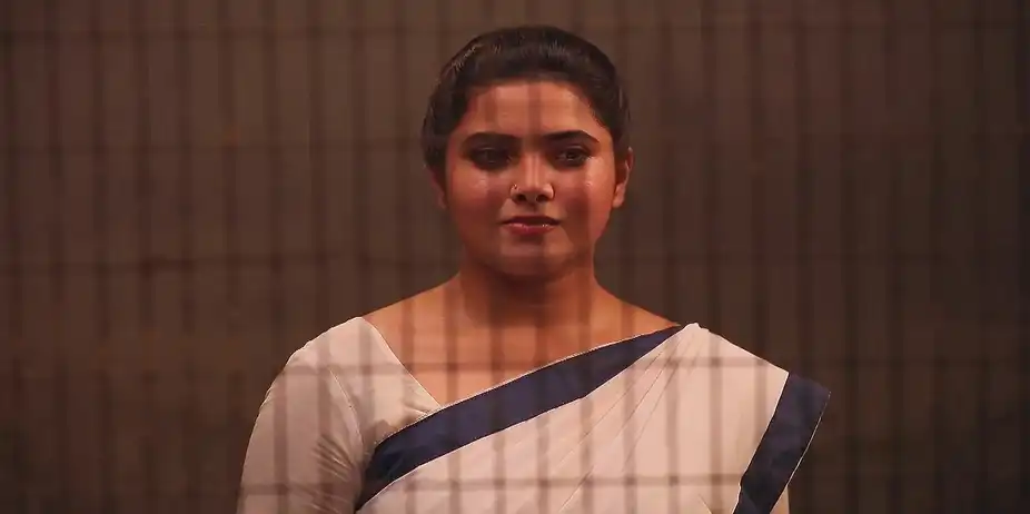 Varadarajan Visits Aishwarya - Manasellam