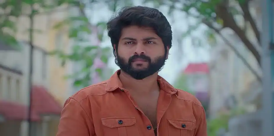 Maaran Recalls the Moneylender's Warning - Veera