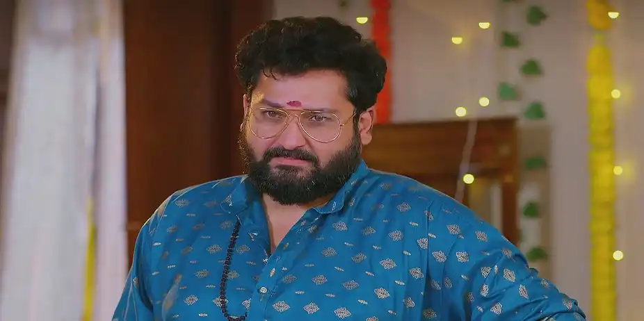 Venkat Lies to the Guests - Sandhyaraaga
