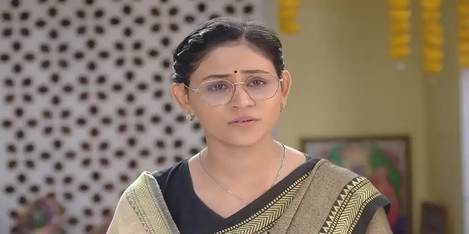 Priya Worries about Vanshika's Marriage - Suna Jhia