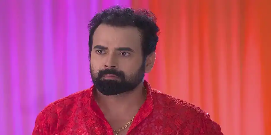 Jina' Family Worry about Her - Tu Khara Mun Chaai