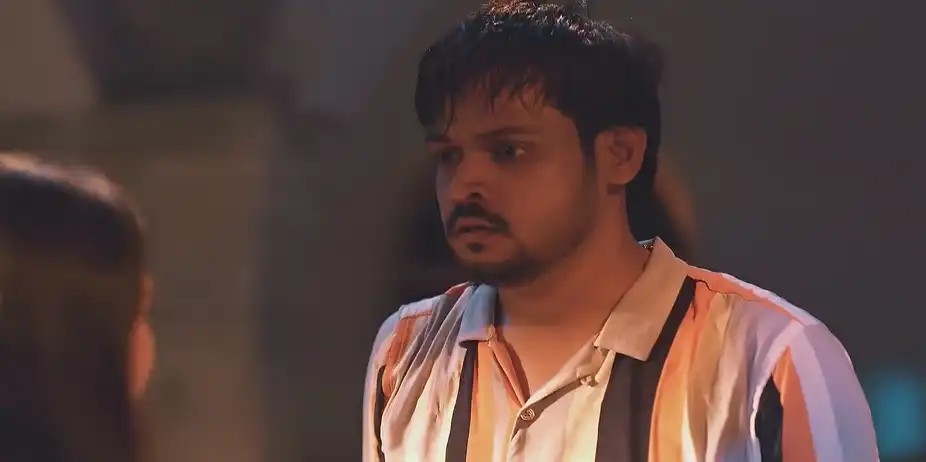 Ved and Rachna Punish Charan - Saru