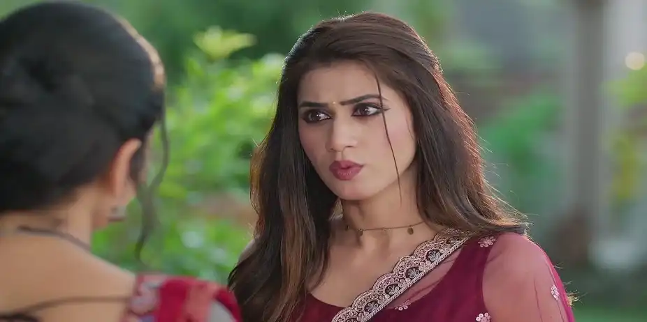 Megha and Vasudha Get into a Dispute - Vasudha
