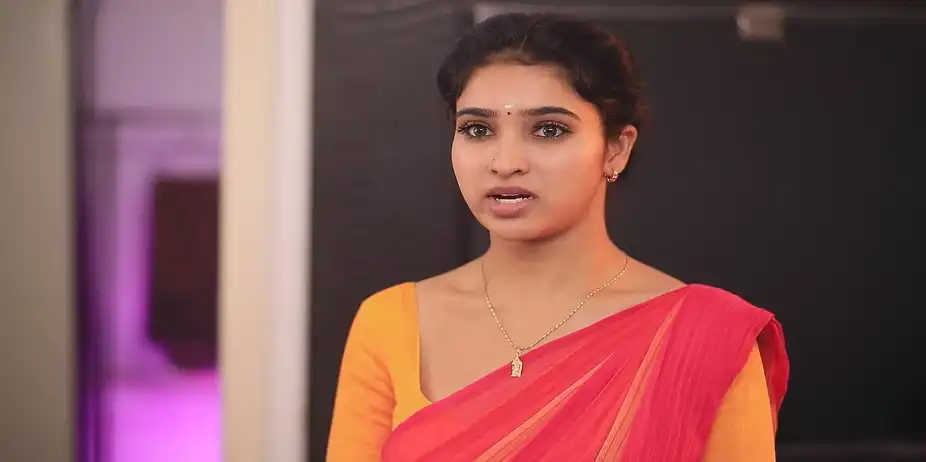 Nandini Apologises to Karikalan - Manasellam