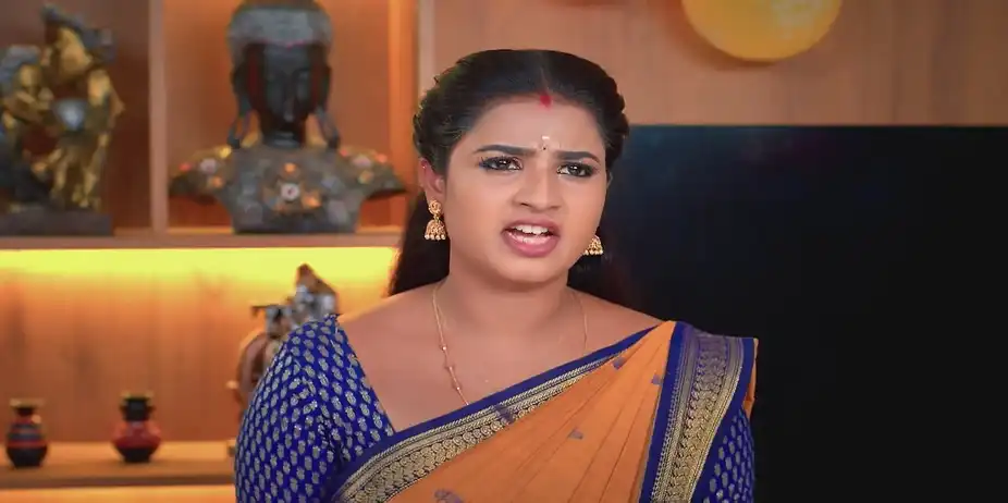 Revathi Scolds Her Friends 