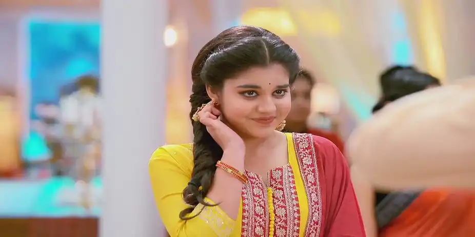 Kusum Consumes Drugged Drink - Kusum