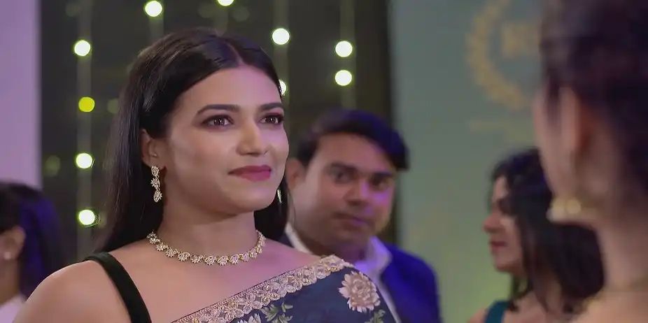 Upasana to Mark Her Own Identity - Kon Gopone Mon Bheseche