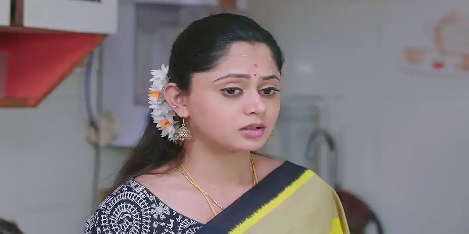 Indira Brags about Vijaya's Call - Shravani Subramanya