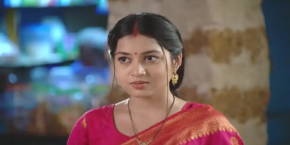 Rishi's Offer for Archana - Sathi Sata Janmara