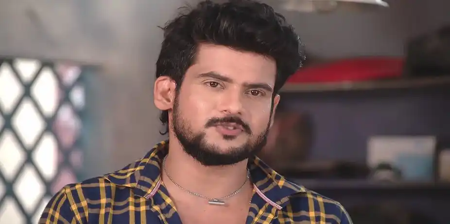 Dev Discusses a Mangalsutra - Sathi Sata Janmara